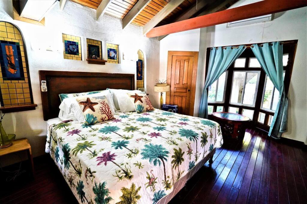 The Dock Resort Over Water Retreat West End Luaran gambar