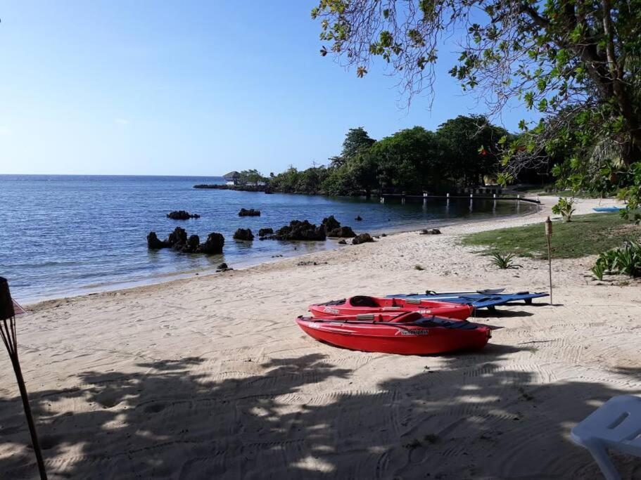 The Dock Resort Over Water Retreat West End Luaran gambar